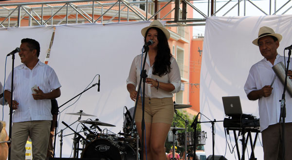 fiesta pueblo2
