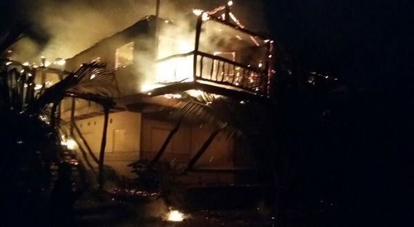 incendio zipolite1