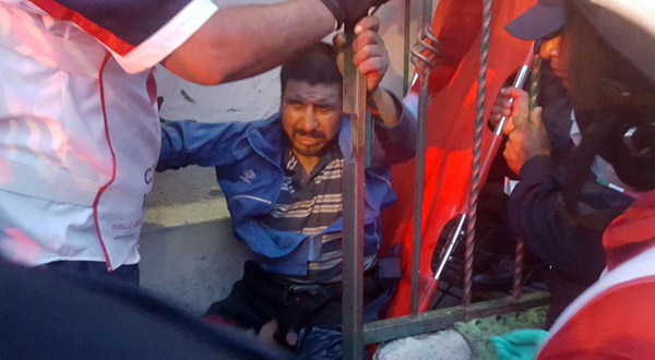 atorado en barandal1