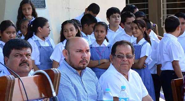 denuncian-director